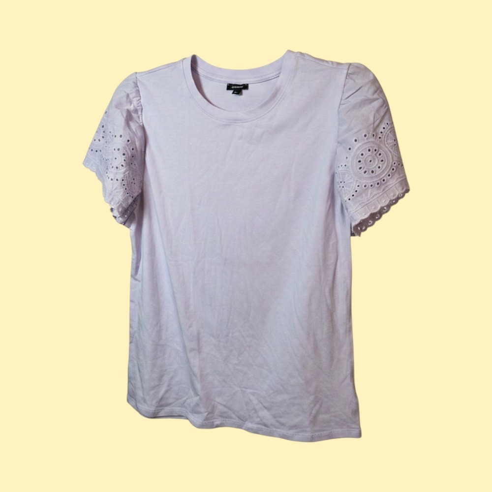 Express Lavender Purple Eyelet Flutter Sleeve Knit Top Womens Medium Crew Neck